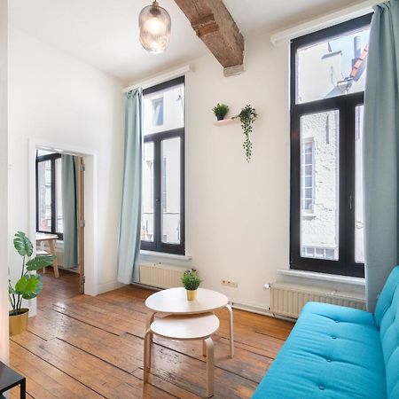 Authentic Apartments In The Center Of アントウェルペン エクステリア 写真