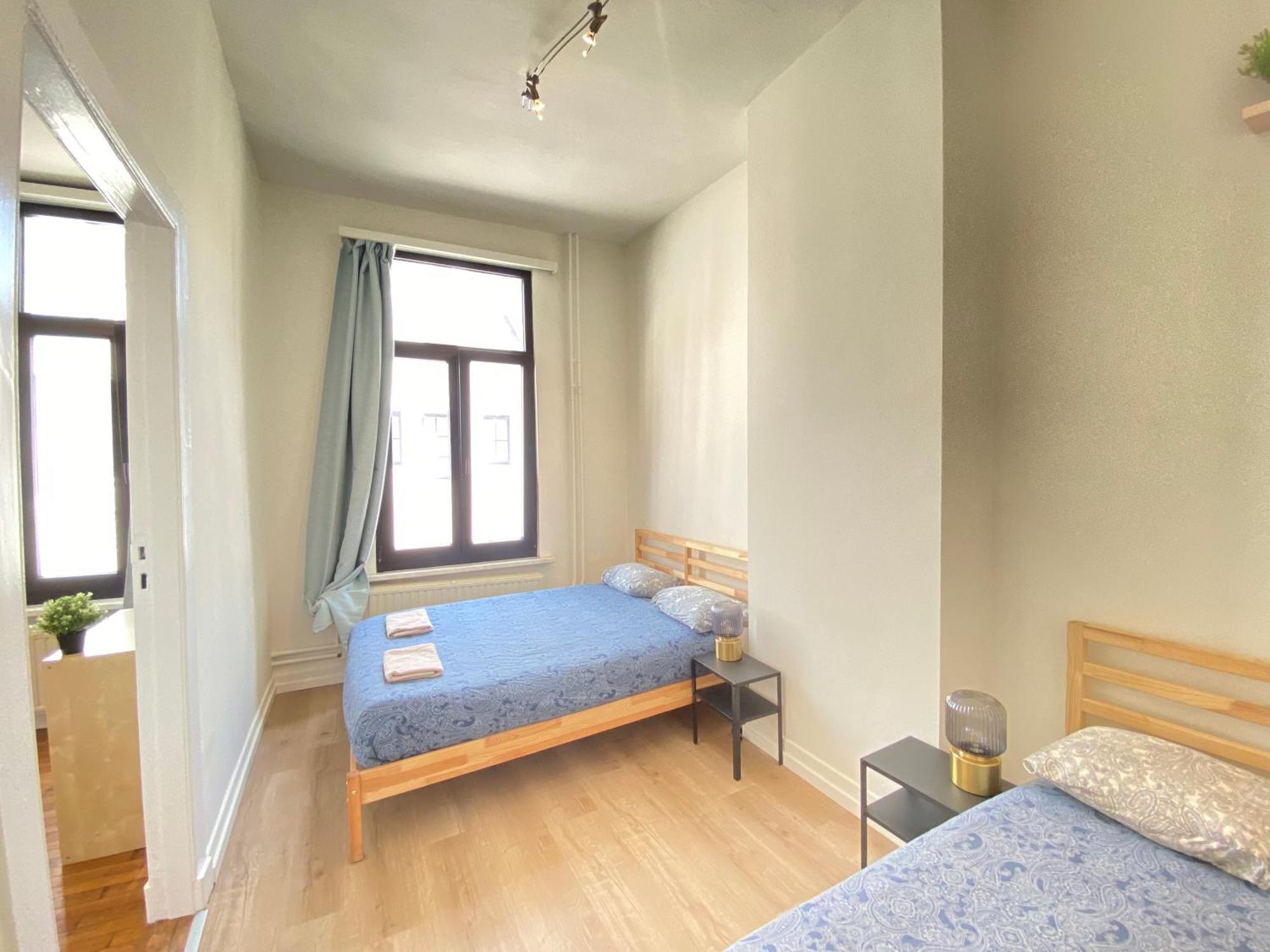 Authentic Apartments In The Center Of アントウェルペン エクステリア 写真